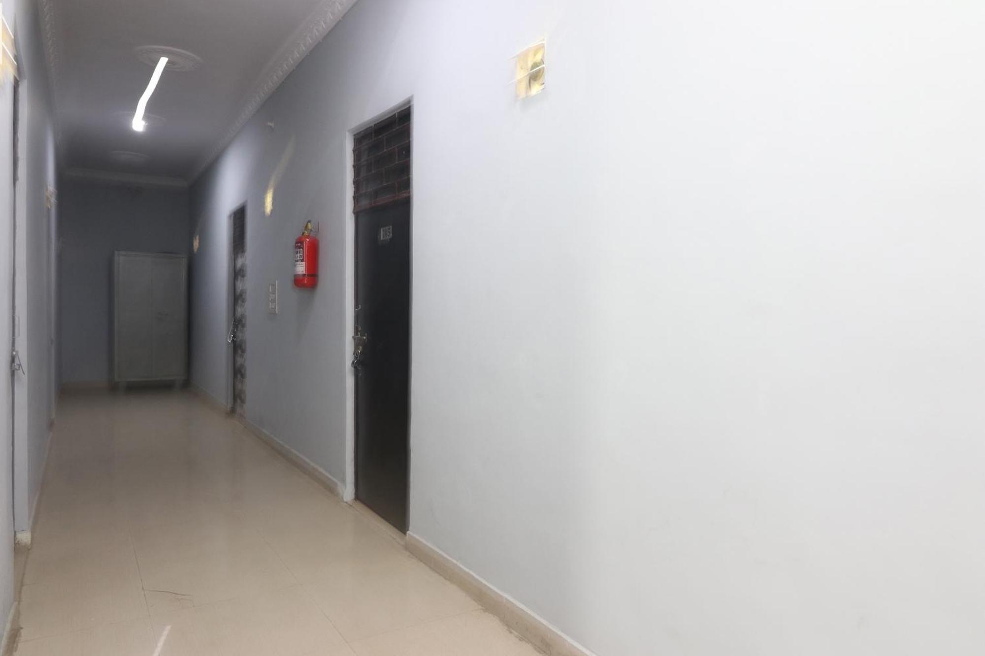 Hotel O Mulaqat Dadri Экстерьер фото