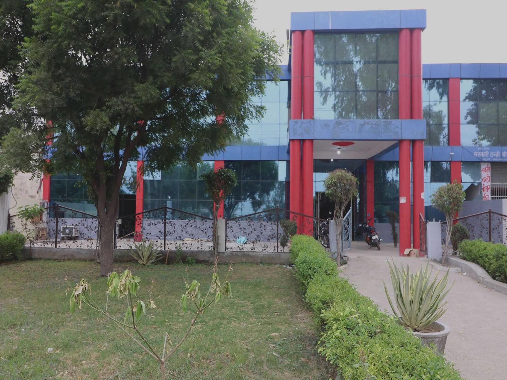 Hotel O Mulaqat Dadri Экстерьер фото