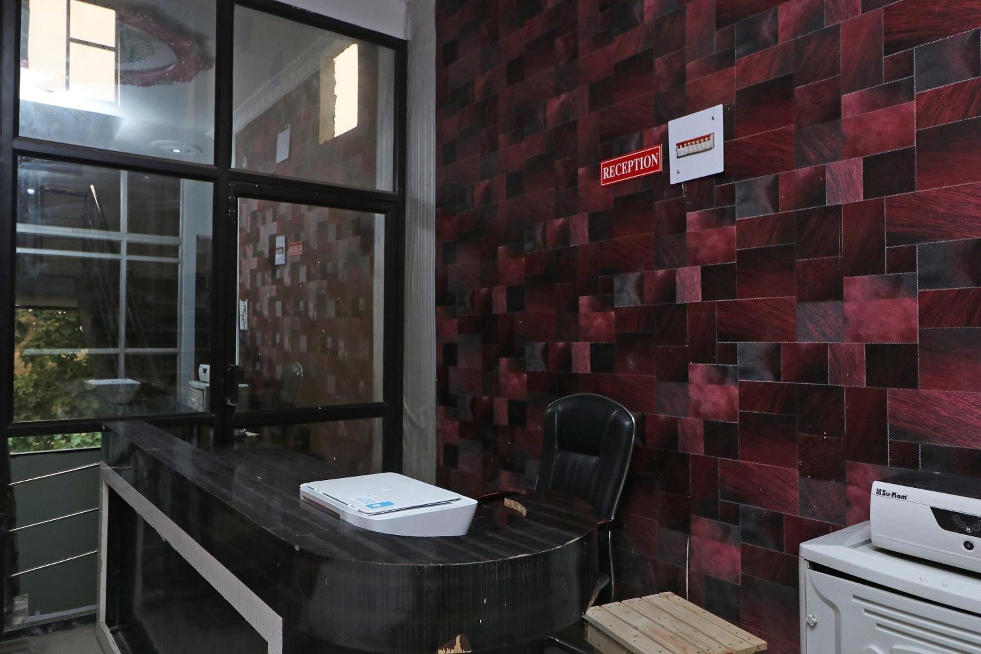 Hotel O Mulaqat Dadri Экстерьер фото