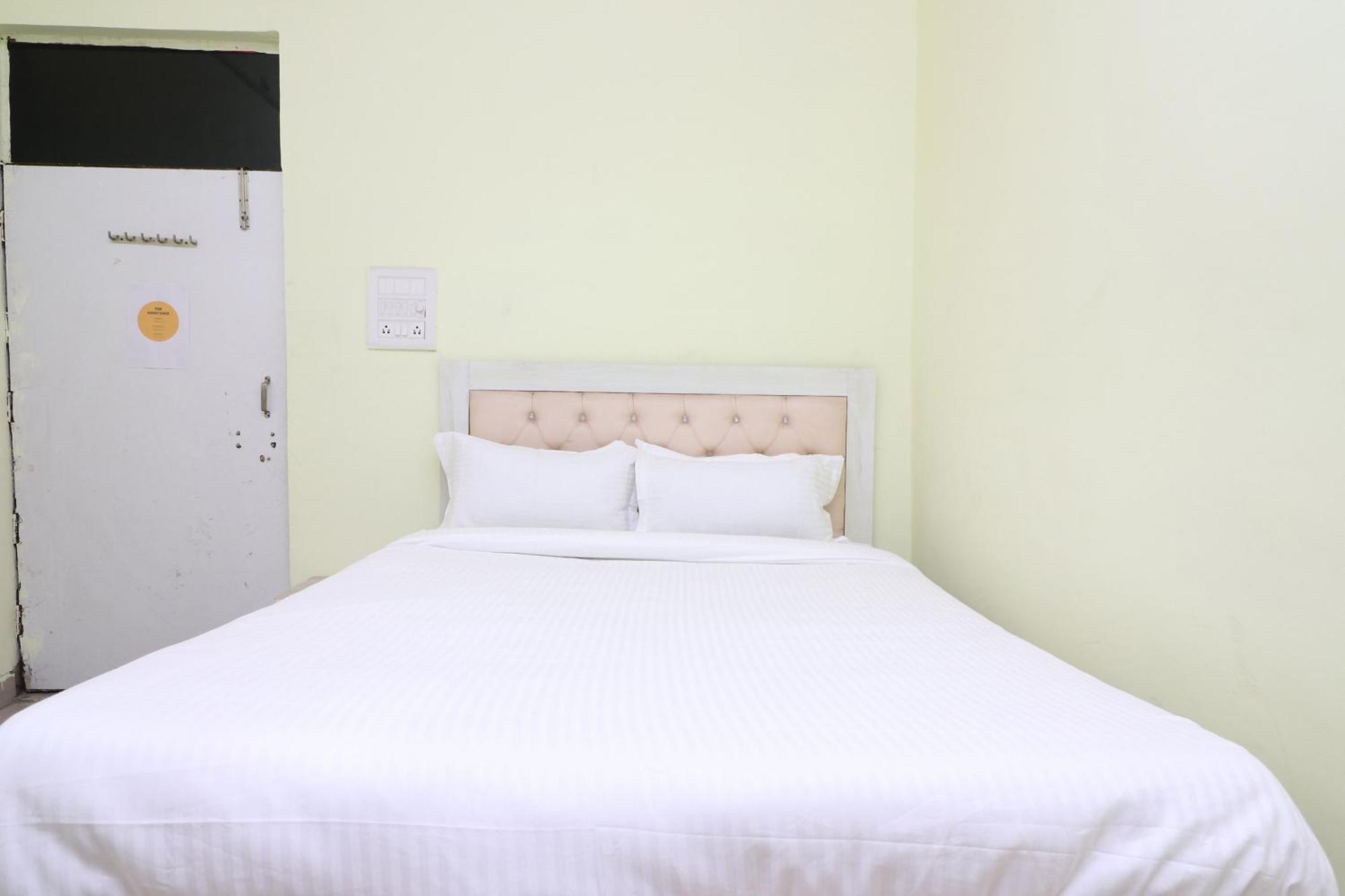 Hotel O Mulaqat Dadri Экстерьер фото